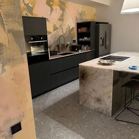 Lägenhet Galerija With Free Parking Pula