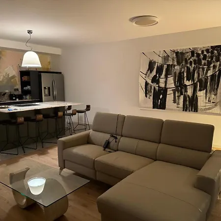 Galerija With Free Parking Appartement Pula